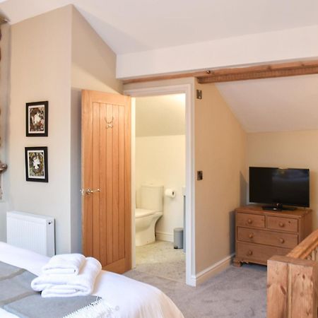 The Barn Villa Spofforth Exterior photo